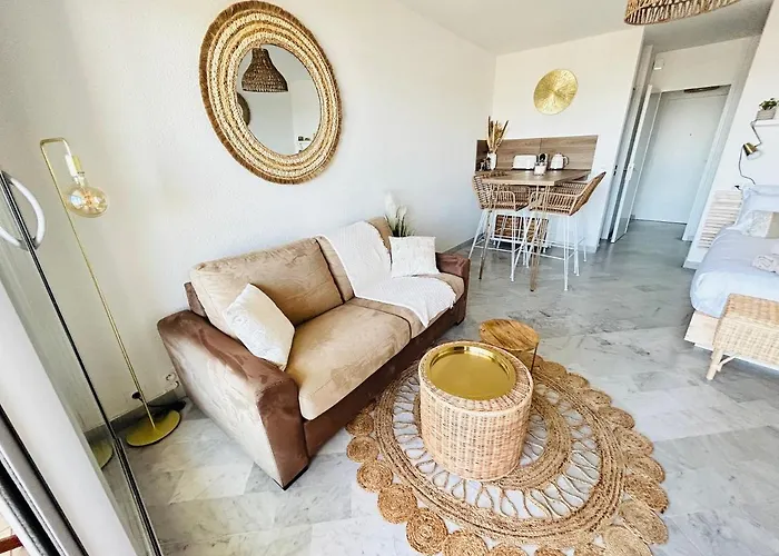 Studio Chic & Cosy Vue Mer, Clim, Parking